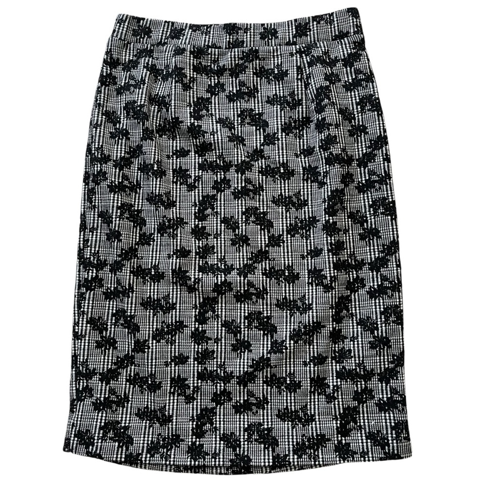 41 Hawthorn Black/White "Camellia"  Glen Plaid with Floral Knit Pencil Skirt